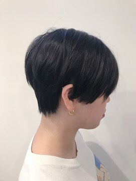 ナイン(9) ◆ハンサムショート