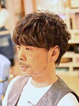 リビーチ ヘア リゾート 赤羽(Rebeach HAIR RESORT) 【赤羽リビーチ】大人のメンズのためのニュアンスパーマスタイル