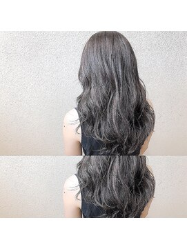 フリティ 大阪西梅田店(friity) オリーブ☆グレー 【梅田/大阪/西梅田/北新地】