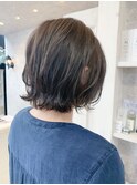 福山市美容室Caary人気 レイヤーボブスタイルくすみブルーカラー