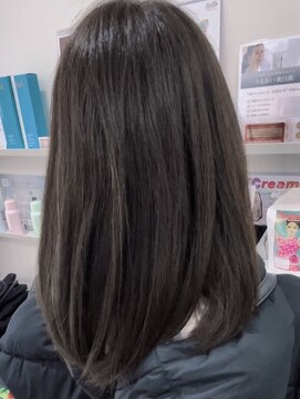 ビランチェ 池袋(bilancia) グレージュ/ナチュラルアッシュ/アースカラー/池袋/池袋東口