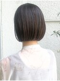 ブラウンミニボブ_アースカラーくびれヘアツートン_ba377451