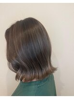 フィオーレヘアミューズ(FIORE hair muse)&nbsp;色落ちを楽しめる暗めのハイライトカラー