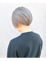 マル ニシノミヤ(MAR.co)&nbsp;ホワイトベージュショート