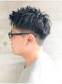 グレーアッシュ爽やかアップバングショートレイヤーツーブロック