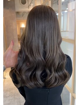 ロア(LoA) 大人上品♪ハイライトカラー