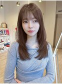 ロングレイヤー 斜めバンググレージュカラーデザインカラー