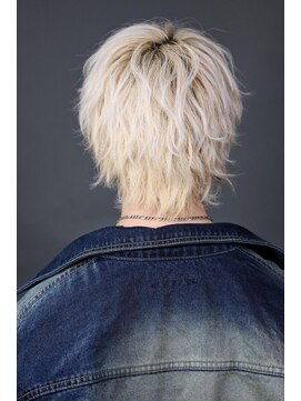 リップス 横浜(LIPPS) ツイスパミディアムウルフ