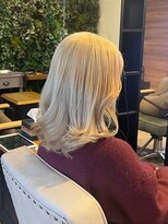 インデペンデンス(independence)&nbsp;ホワイトブロンド×ミディアム