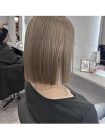 アエラバイトゥルークリエイション(AERA by True Creation)&nbsp;パツっとボブ