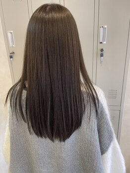PRIVATE SALON LEAの写真/美しいストレートへ！理想の髪質へと導きます◎【髪質改善トリートメント/縮毛矯正/プライベート空間】