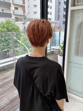 ザザ 高田馬場(ZA/ZA) 夏の光を味方に、サーモンカラー！