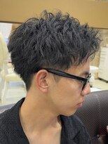 ニアバイスイ(Nia By SUI)&nbsp;【坂本翔】スパイキーショートパーマ　柏/メンズ