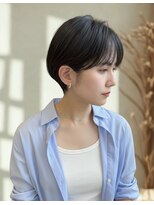 ロット 横浜(lot)&nbsp;ダークブルー/くびれショート/髪質改善[横浜駅]