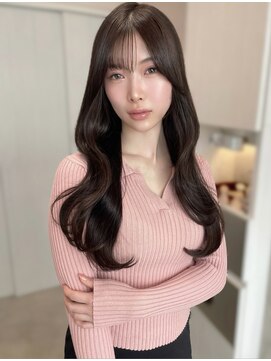 アナ ラーナ(Anna Lanna) 艶ロングヘアー グレージュカラー【野呂朱里】