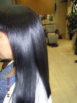 トータルビューティーサロンカワニシ トリートメント・縮毛矯正