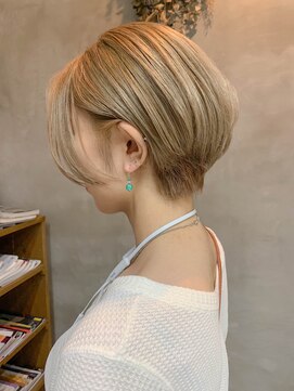 テトヘアー(teto hair) short(ミルクティベージュ、ハンサムショート、ブロンド)