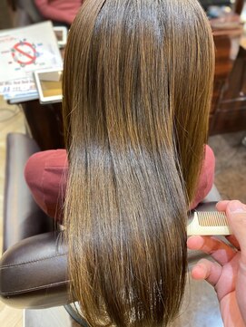 キャラ 池袋本店(CHARA) アルティストカラー＆サロンソリューションの最強タッグ【貴也】