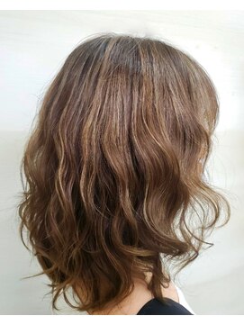 バースデイ 昭島店(Birthday) medium　highlight curl