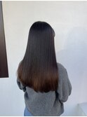髪質改善　ストレート　潤いトリートメント　ロングレイヤー
