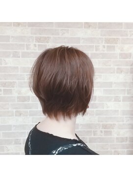 タリナ(Tarina) 大人可愛いショートボブ♪【髪質改善取扱店 武蔵浦和】