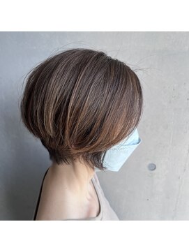 ログ(Log) 白髪ぼかしハイライト