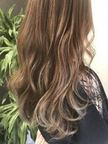 ライズ バイ レボ(RISE by REVO) 大人かわいい/レイヤーロング/グレーベージュ/前髪パーマ/我孫子