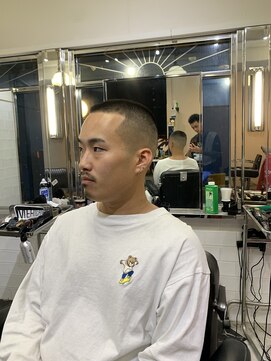 メリケンバーバーショップ フクオカ(MERICAN BARBERSHOP FUK) ハイライトマッシュパーマウルフアッシュブラック