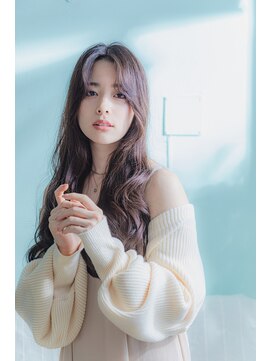 ページボーイ美容室 ゆる巻きツヤロング