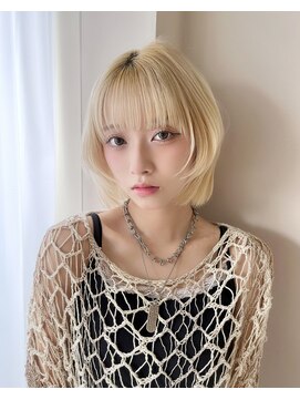 サロンドミルク 原宿(salon de MiLK) ホワイトブロンドショートウルフ【原宿／明治神宮前】