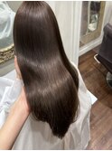 ナチュラルロングレイヤー ラベージュカラー 艶カラー