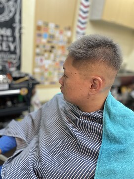 バーバーサトウ(BARBER SATO) スキンフェード