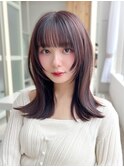 20代シースルーぱっつん前髪で結んでかわいいフェイスレイヤー