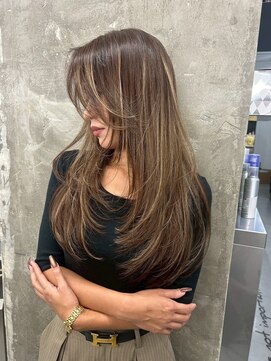 キング 梅田店(K!ng) 縮毛矯正髪質改善レイヤーカットトリートメント心斎橋美容室