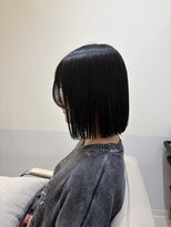 エレノア 枚方(Eleanor)&nbsp;【飛鳥】 ボブ/前下がり/フェイクブラック/枚方