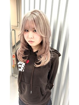 カラット 堺東(CARAT) フェイスレイヤー/ホワイトミルクティー/ハイトーン