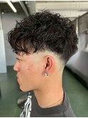 メンズカット ツイストスパイラルパーマ フェードカット 黒髪