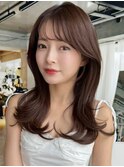 モーヴピンクベージュカラー韓国レイヤースタイル前髪カット