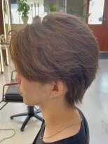 ラ ポルト ドゥ サワ(La Porte de SAWA) フェザーショート×透け感ブラウンベージュ