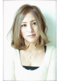 Vicolo ナチュラル可愛いセンターパートボブ