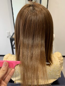 アルコイリスバイドールヘアー(ARCOIRIS by Dollhair) ダークアッシュストカール暖色系カラーグラボブ都島髪質改善大阪