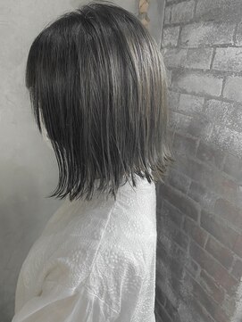 シックス ヘア ワーク ショップ(No.06 Hair Work Shop) ボブ＋オリーブ＋シルバーグレージュ
