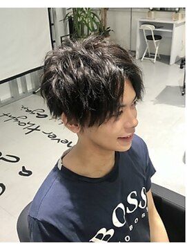 キング 高槻(K!ng) 前下がりスパイラルマッシュ