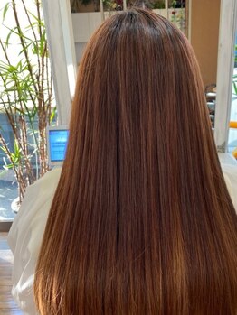 エムスタイル(M-style)の写真/【東岸和田】クセやうねりが気になる方へ。オーガニック縮毛矯正で髪に優しく、自然なストレートヘアに♪