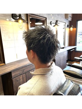 ジョイボックス 東三国店(JOYBOX) ザクギリスパイキーショートスタイル