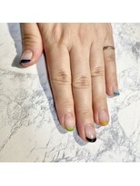 西本整髪&nbsp;カラフルフレンチネイル　ニシモトネイル