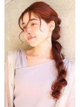 スペシウムバイアンバースデー(spacium by UNBIRTHDAY) 編みおろし/アレンジ/ロング【HIYORI】