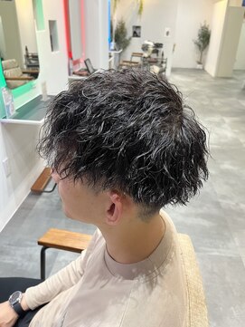 シードバイシャムロック(SEED by Shamrock) ツイストスパイラルパーマ