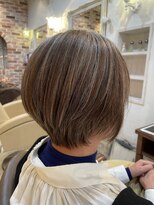 ヴィアンカ(Vianca)&nbsp;白髪ぼかしハイライト×ファイバープレックスブリーチ