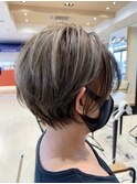ショートボブ